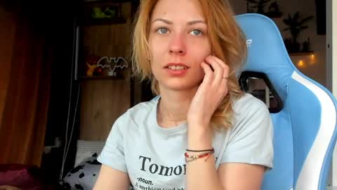 karoline121 online show from 03-15-26, 04:51