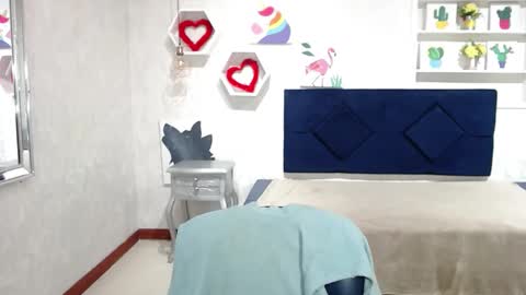 Isa online show from 10-07-25, 05:04