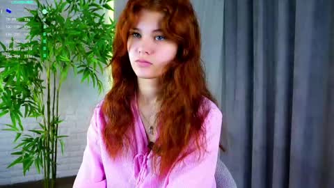 lina online show from 04-10-26, 01:49