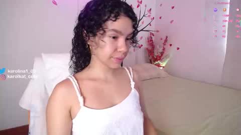 Karolina 3 online show from 11-09-25, 01:53