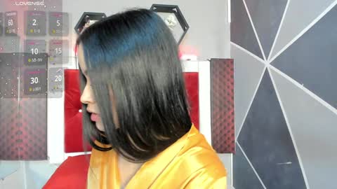 Snapshot of karoll014 chatting on 01-22-25, 05:49 Karol online show from 01-22-25, 05:49