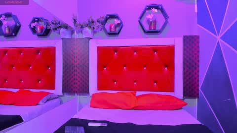 Snapshot of karoll014 chatting on 09-23-25, 12:08 Karol online show from 09-23-25, 12:08