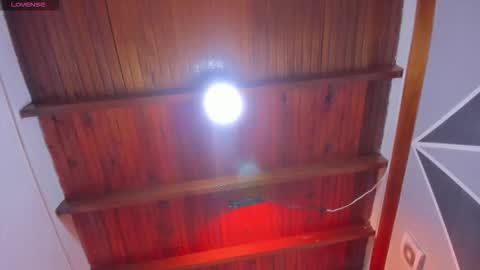 Snapshot of karoll014 chatting on 12-22-25, 12:24 Karol online show from 12-22-25, 12:24