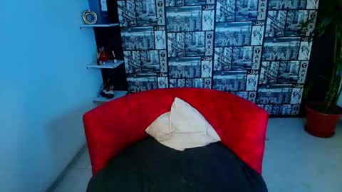 Snapshot of kassandra_james chatting on 04-29-26, 05:30 kassandra james online show from 04-29-26, 05:30