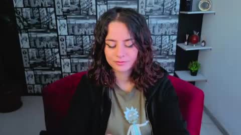 Snapshot of kassandra_james chatting on 06-16-26, 01:58 kassandra james online show from 06-16-26, 01:58
