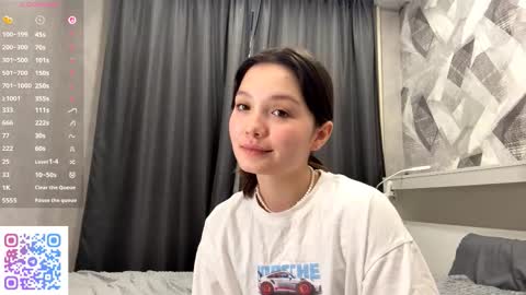 Kira online show from 11-21-25, 12:48