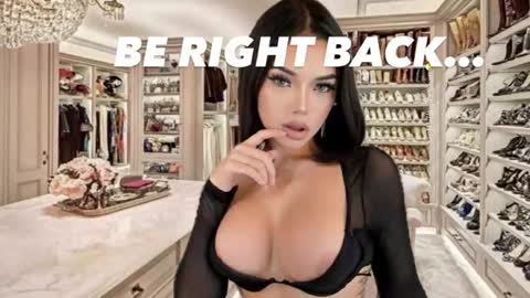 Snapshot of kassandratexascum chatting on 09-19-25, 02:57 Kassy online show from 09-19-25, 02:57