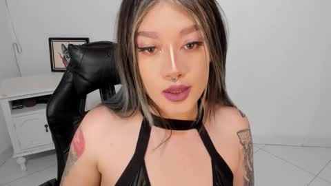 Snapshot of kat_apple chatting on 01-10-26, 09:30 Alicia online show from 01-10-26, 09:30