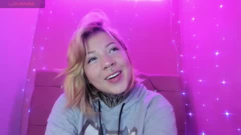 kat_cirice18 online show from 03-08-25, 12:41