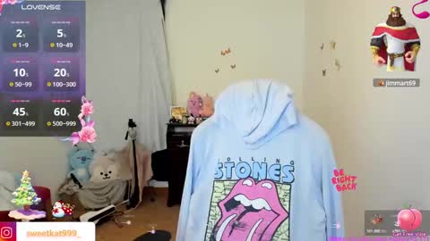 Snapshot of kat_ly_chan chatting on 12-03-24, 10:18 Kat       online show from 12-03-24, 10:18