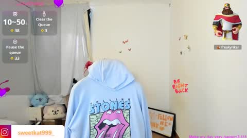 Snapshot of kat_ly_chan chatting on 03-08-25, 09:08 Kat       online show from 03-08-25, 09:08