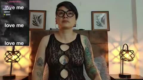 Snapshot of kat_paradisse chatting on 06-20-26, 12:30 kat paradisse online show from 06-20-26, 12:30