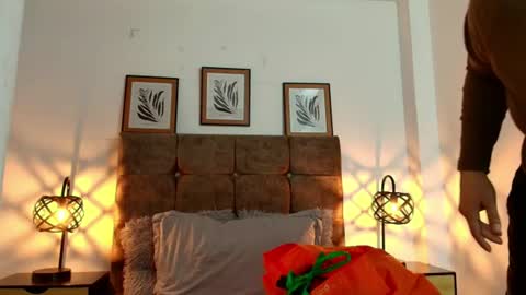 Snapshot of kat_paradisse chatting on 06-21-26, 11:46 kat paradisse online show from 06-21-26, 11:46
