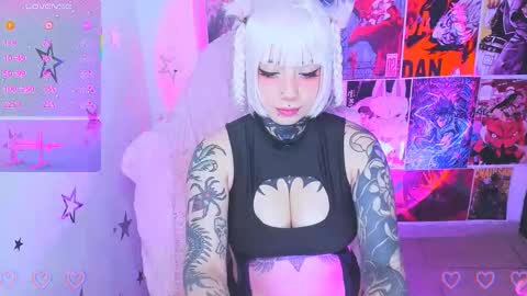 Snapshot of kat_riina chatting on 10-24-25, 09:44 ANA online show from 10-24-25, 09:44