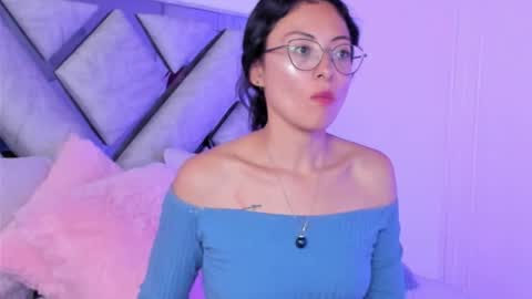 Kat Santana online show from 04-20-26, 01:47