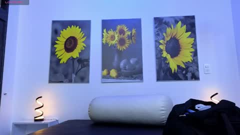 Snapshot of kata_lhella chatting on 04-21-26, 01:42 Katalina online show from 04-21-26, 01:42