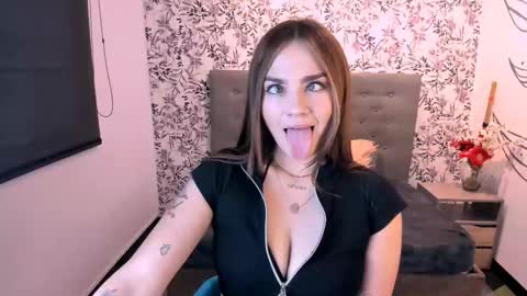 Snapshot of katahoot_ chatting on 03-10-25, 10:55 K A T A H O O T online show from 03-10-25, 10:55