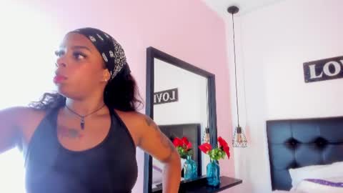 Snapshot of katalella___murillo chatting on 06-10-26, 12:15 katalella online show from 06-10-26, 12:15