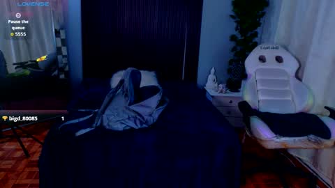 kate online show from 10-28-25, 08:22