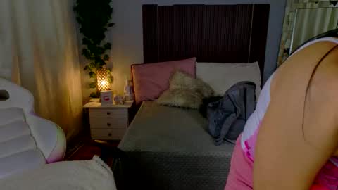 kate online show from 11-27-25, 03:14