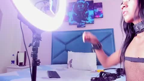 Snapshot of kataleyaa_horny chatting on 01-31-25, 04:14 kataleya horny online show from 01-31-25, 04:14