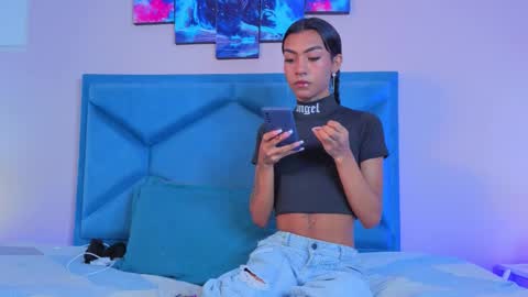 Snapshot of kataleyaa_horny chatting on 09-23-25, 03:42 kataleya horny online show from 09-23-25, 03:42