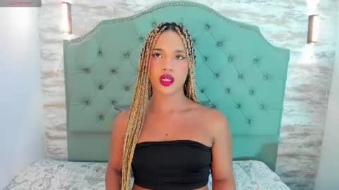 Snapshot of kataleyavelvet chatting on 07-14-26, 06:24 Kataleya online show from 07-14-26, 06:24