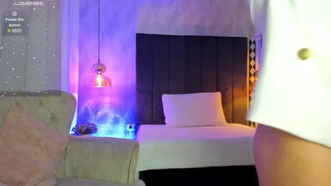 Kat online show from 01-11-25, 11:56