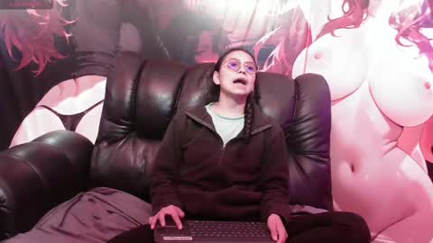 Katalina online show from 10-19-25, 03:56