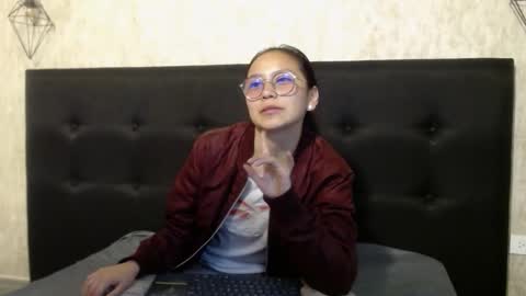 Katalina online show from 11-01-25, 04:09