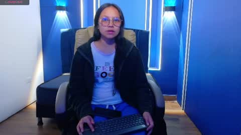 Snapshot of katalina07 chatting on 07-10-26, 03:36 Katalina online show from 07-10-26, 03:36