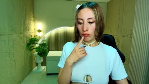 Katalina  online show from 03-24-26, 09:09