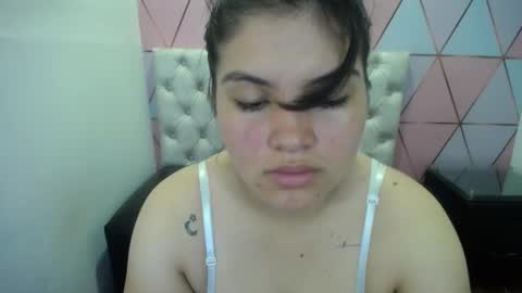 katalina santana25 online show from 12-17-25, 05:30