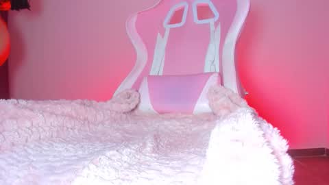 katalinaferreirax online show from 02-17-26, 08:04