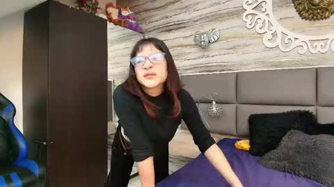 Snapshot of katana_blade chatting on 04-29-26, 09:43 online show from 04-29-26, 09:43