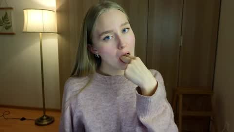 Snapshot of katcontrol chatting on 12-30-24, 05:44 katcontrol online show from 12-30-24, 05:44