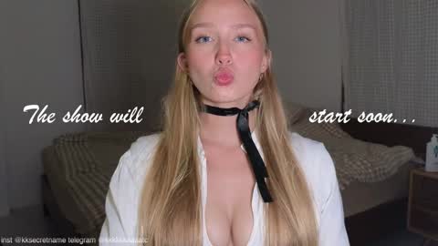 Snapshot of katcontrol chatting on 10-21-25, 06:08 katcontrol online show from 10-21-25, 06:08