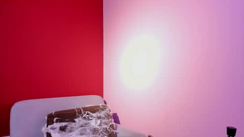 Kate  online show from 11-16-25, 09:37