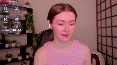 Snapshot of kate_cuddle chatting on 04-23-26, 02:46 Kate online show from 04-23-26, 02:46