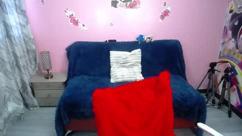 kate_lawrence_ online show from 12-10-24, 11:54