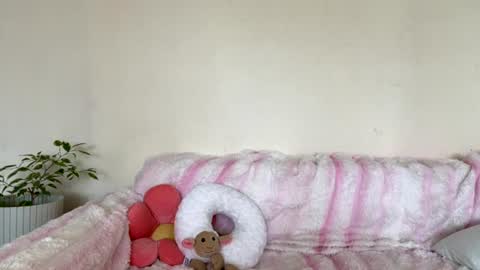 Snapshot of kate_mikki chatting on 06-23-26, 07:06 kate_mikki online show from 06-23-26, 07:06
