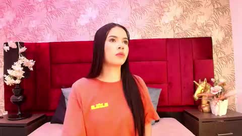 Kate online show from 11-25-25, 07:25