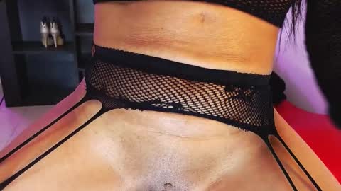 Snapshot of kate_owenns chatting on 02-19-25, 06:00 Kate online show from 02-19-25, 06:00