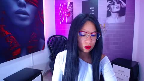 Snapshot of kate_owenns chatting on 09-12-25, 10:59 Kate online show from 09-12-25, 10:59