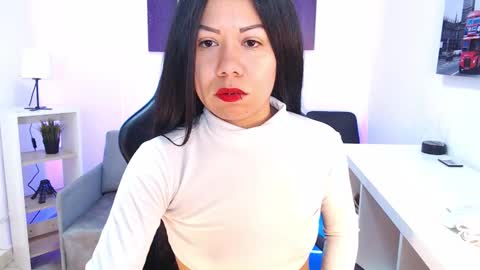 Snapshot of kate_owenns chatting on 10-29-25, 10:50 Kate online show from 10-29-25, 10:50