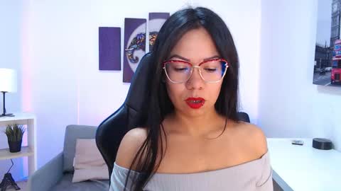 Snapshot of kate_owenns chatting on 11-15-25, 10:45 Kate online show from 11-15-25, 10:45