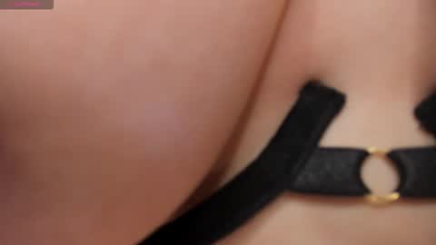 Snapshot of kate_rous chatting on 11-30-25, 05:22 kate_rous online show from 11-30-25, 05:22