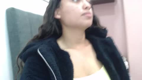 Kari online show from 02-22-25, 04:40