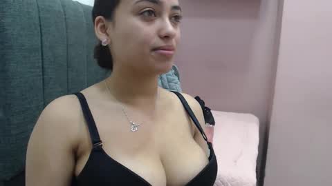 Kari online show from 10-16-25, 01:45