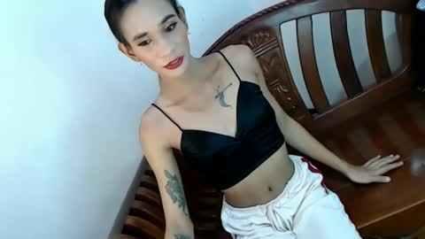 Snapshot of kateanderson69 chatting on 01-17-25, 04:49 its me kate online show from 01-17-25, 04:49